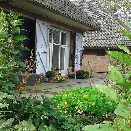De Gest Bed & Breakfast Den Oever